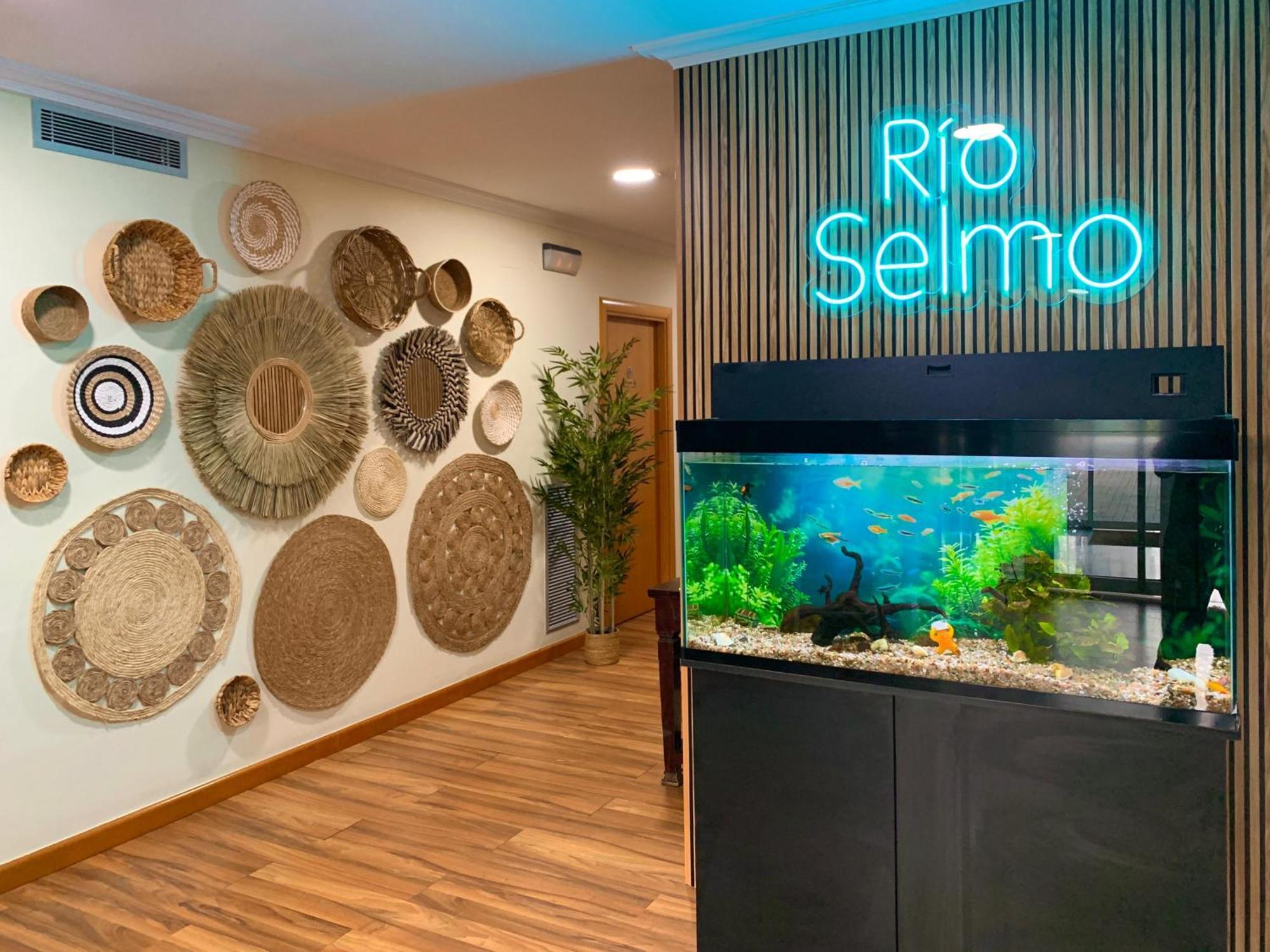Hostal Rio Selmo Ponferrada Dış mekan fotoğraf