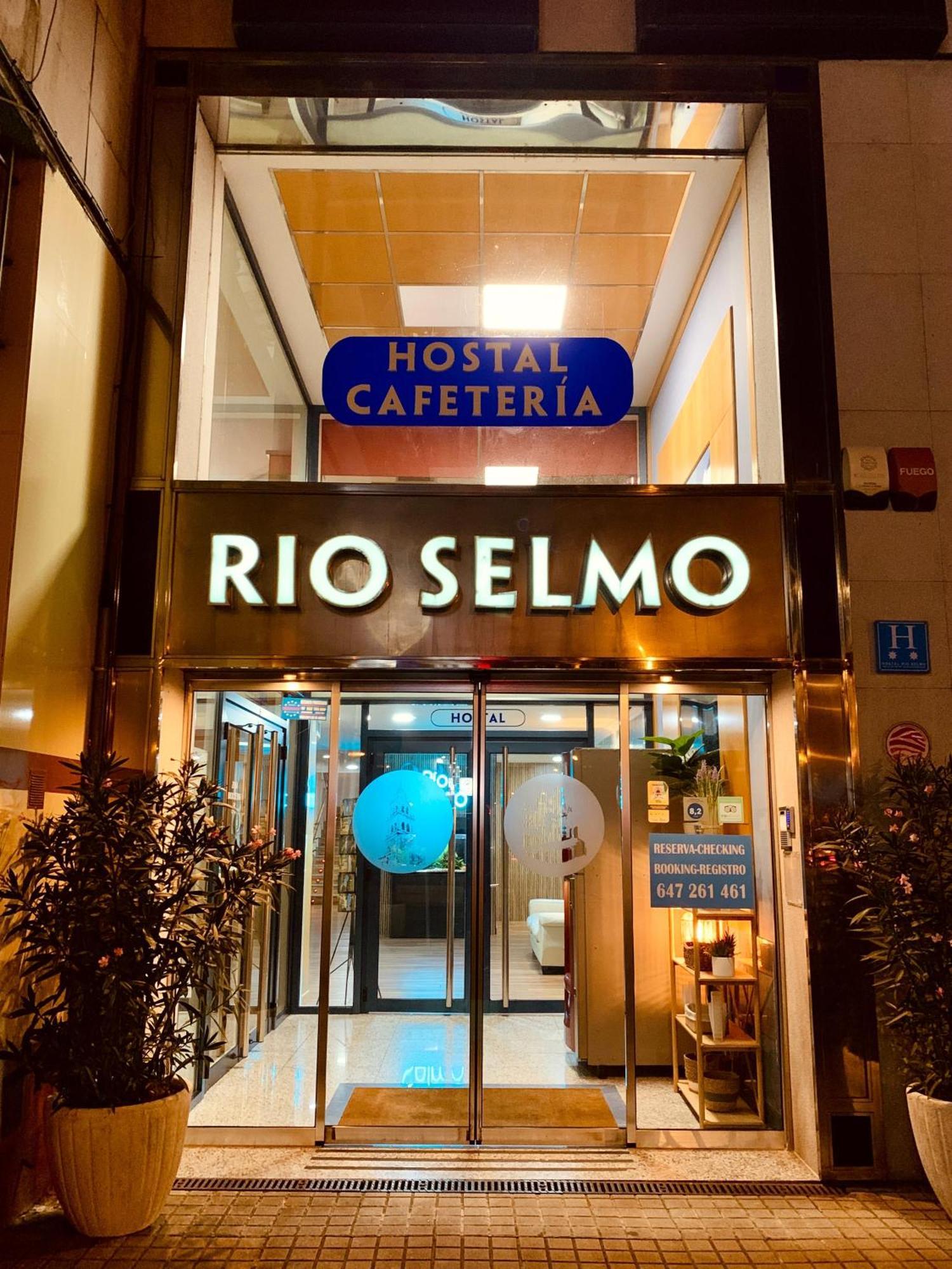 Hostal Rio Selmo Ponferrada Dış mekan fotoğraf